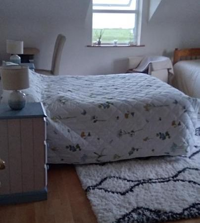 Sea View Room.. Castlemagee 外观 照片